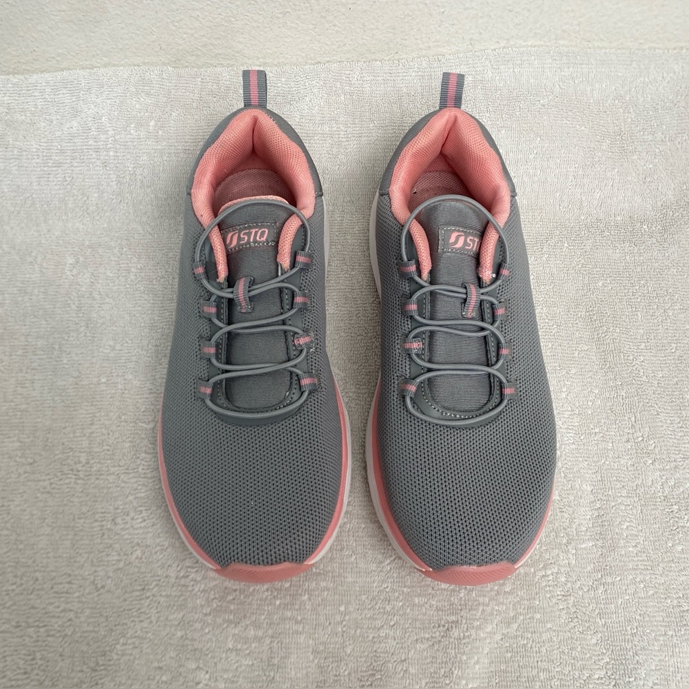 STQ Women's Gray Pink Mesh Slip On Sneakers Size 6 Athleisure Walking Sporty